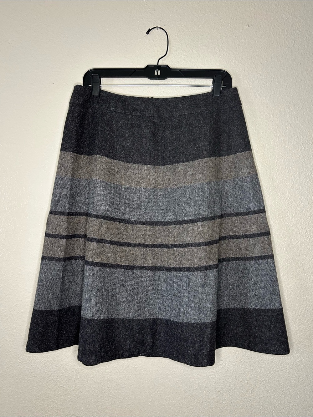 Women’s Pendleton 100% Virgin Wool Brown Gray Skirt Lined Size 10 USA Preppy